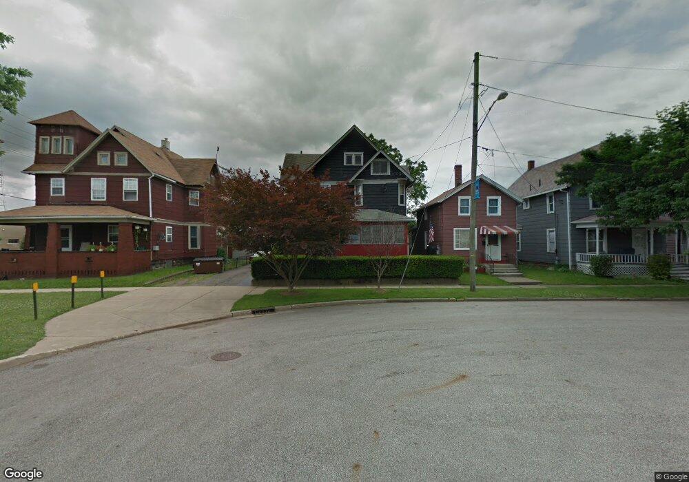 906 3rd St NW, Canton, OH 44703 - photo 1