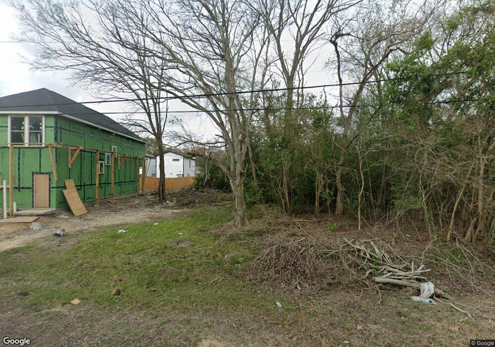 8119 Venus B St, Houston, TX 77088 - photo 1