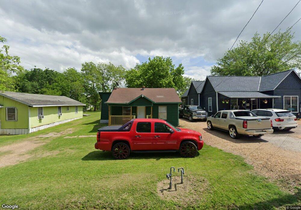 305 E Freeman St, Ennis, TX 75119 - photo 1
