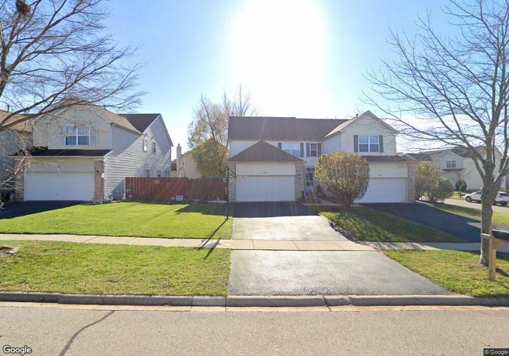 1083 Viewpoint Dr, Lake In the Hills, IL 60156 - photo 1