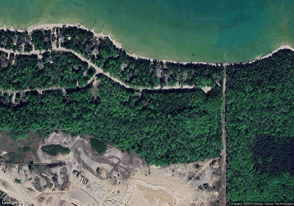 6230 9 Mile Point Dr, Charlevoix, MI 49720 - photo 1