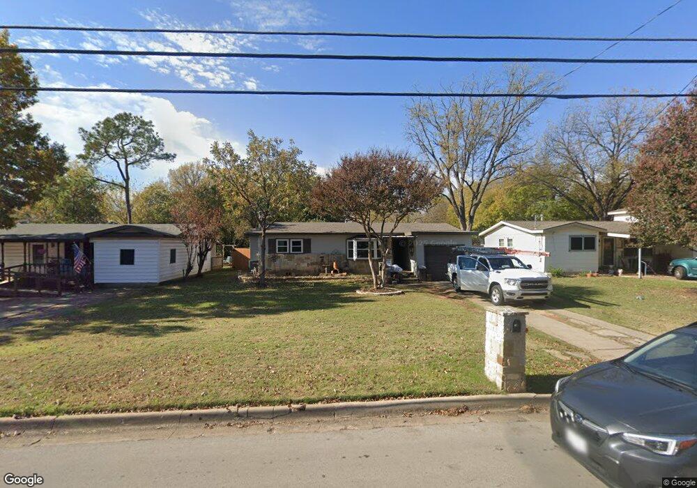 413 Hurstview Dr, Hurst, TX 76053 - photo 1