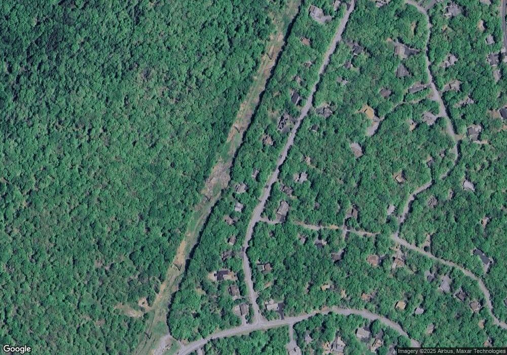 346 Surrey Dr, Hawley, PA 18428 - photo 1