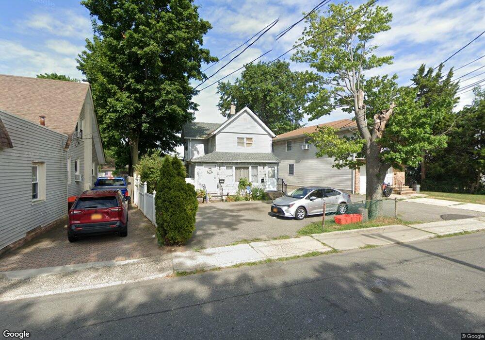 145 Courthouse Rd, Franklin Square, NY 11010 - photo 1