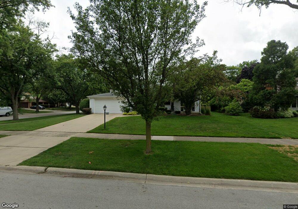 2206 Strawberry Ln, Glenview, IL 60026 - photo 1