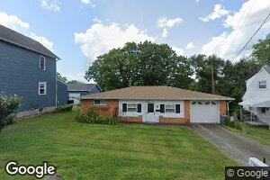 30 Kingston St, Youngstown, PA 15696