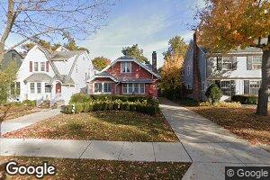 20 Hanover Rd, Pleasant Ridge, MI 48069