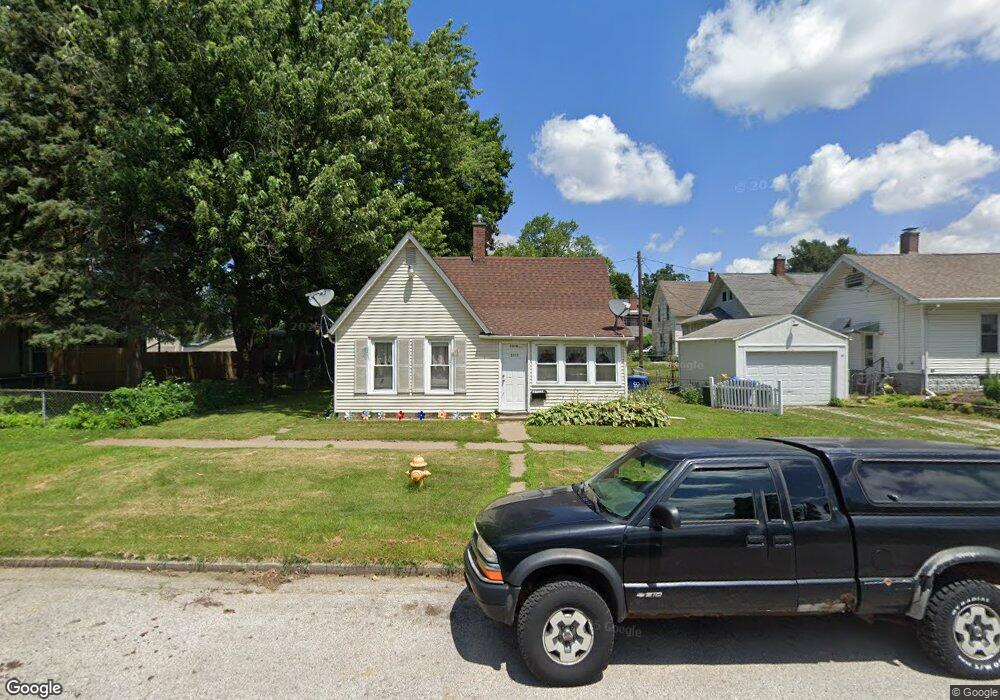 2310 W 2nd St, Davenport, IA 52802 - photo 1