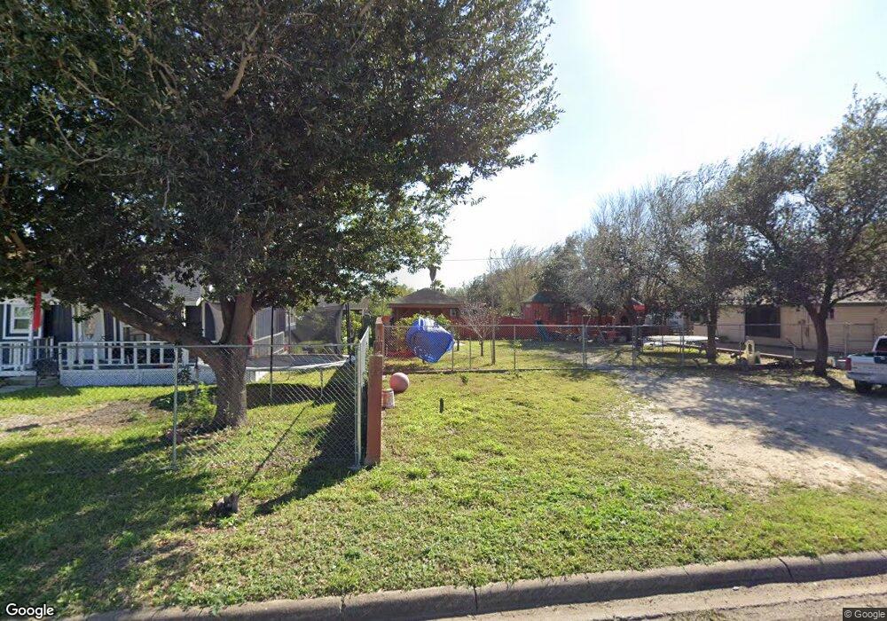 810 E Eller Ave, Pharr, TX 78577 - photo 1