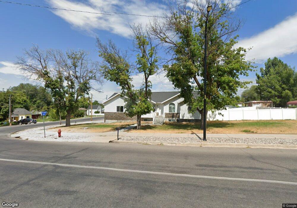 190 W Main St, Hyrum, UT 84319 - photo 1