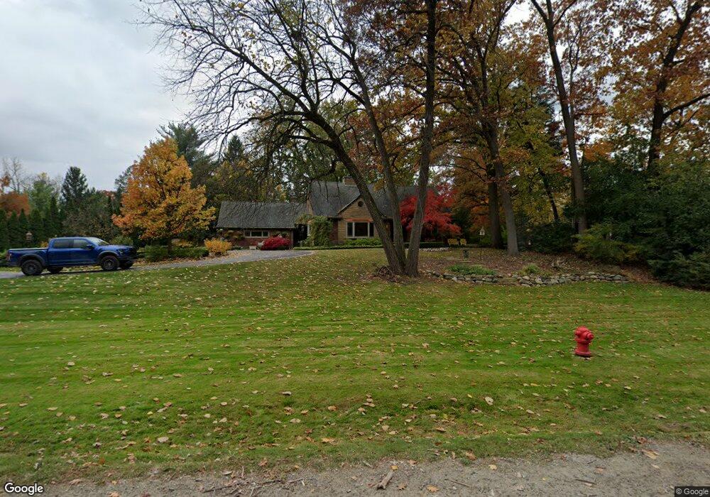 5550 Brookdale Rd, Bloomfield Hills, MI 48304 - photo 1