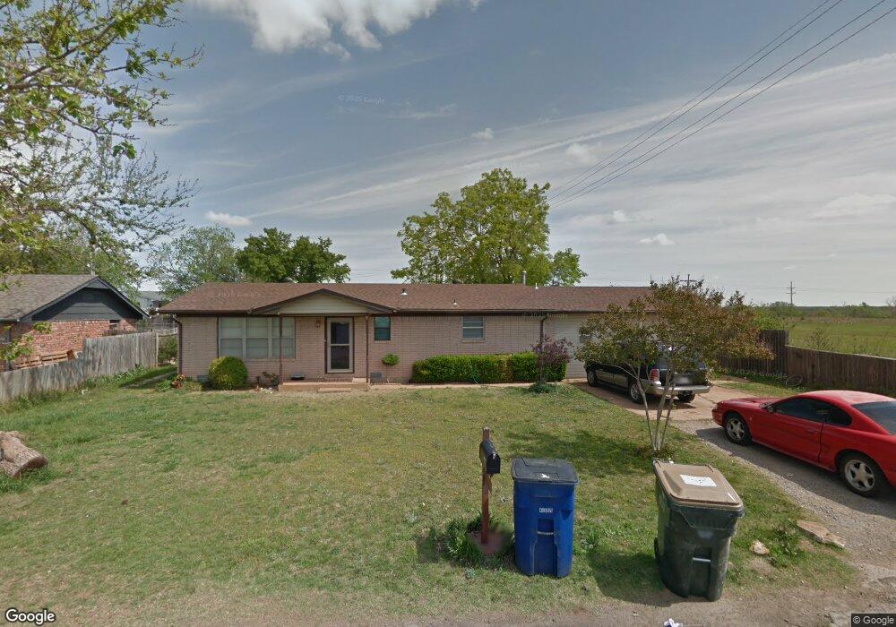 1610 E Mosley Dr, Duncan, OK 73533 - photo 1