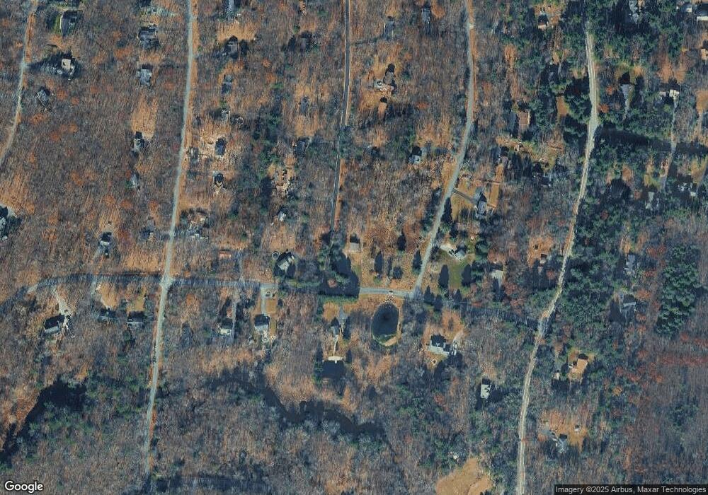 234 Arbutus Ln, Milford, PA 18337 - photo 1