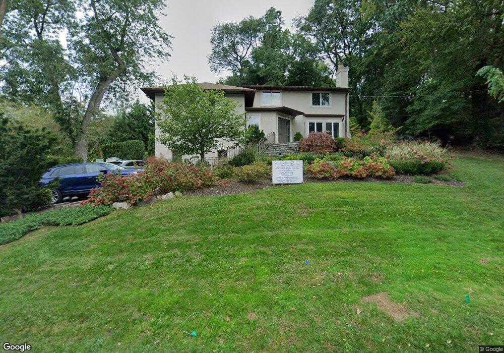 37 Richards Rd, Port Washington, NY 11050 - photo 1