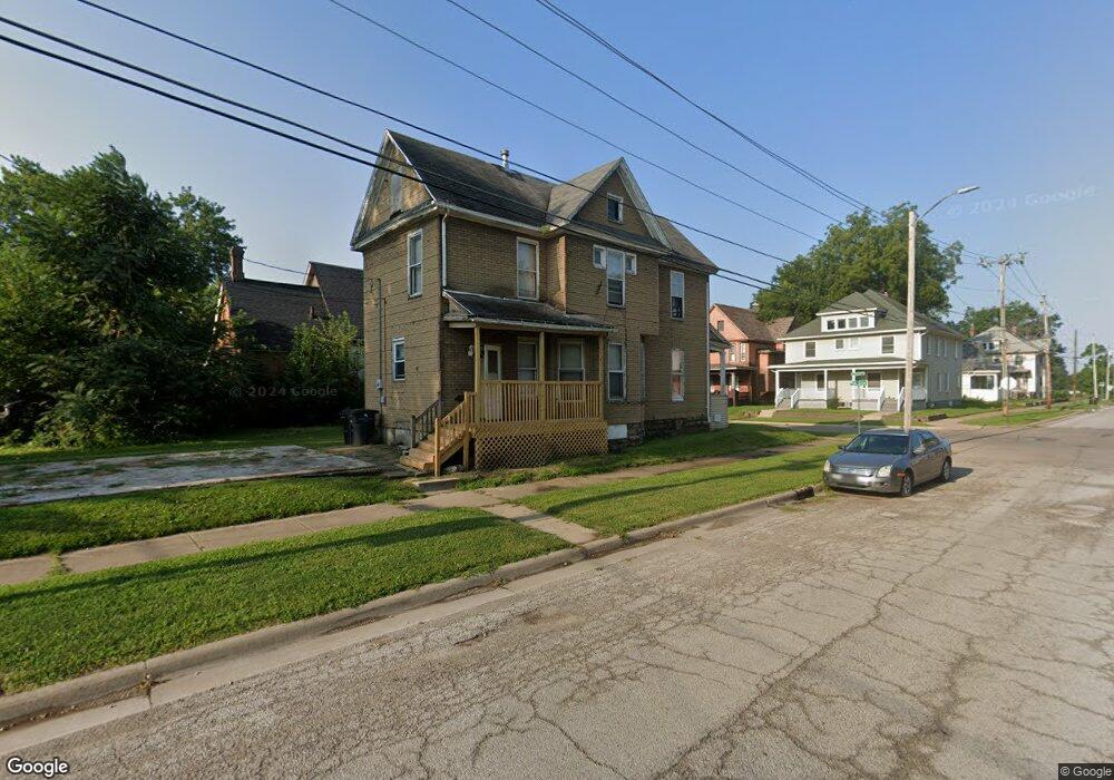 901 14 1/2 St, Rock Island, IL 61201 - photo 1