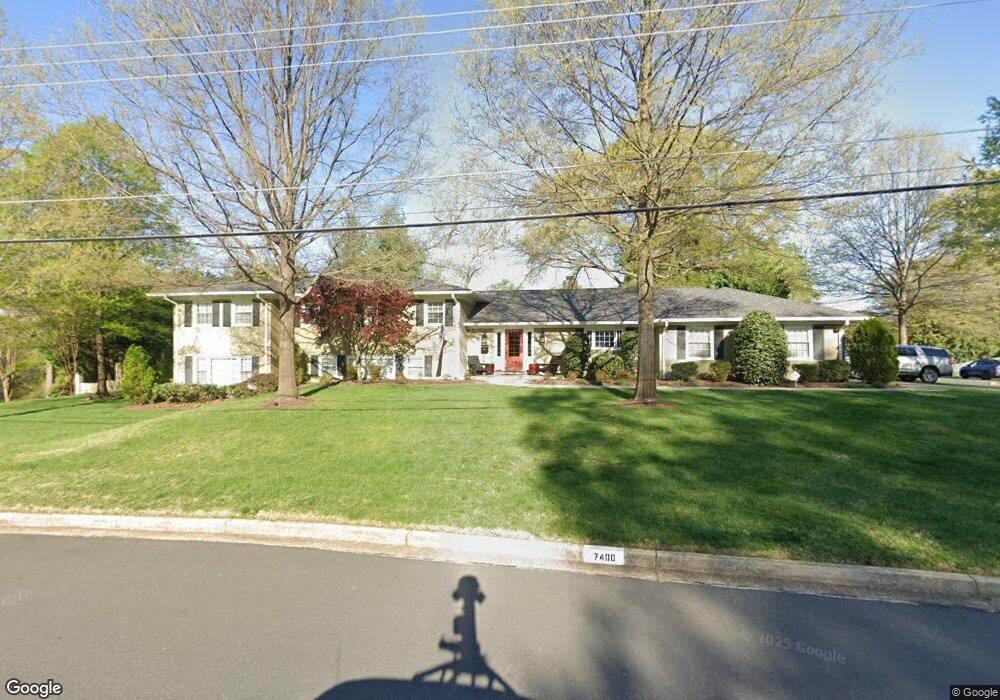 7400 Burtonwood Dr, Alexandria, VA 22307 - photo 1