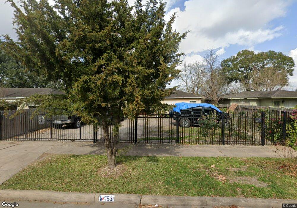 7531 Oak Vista St, Houston, TX 77087 - photo 1