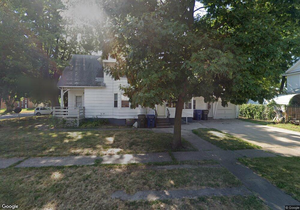 2004 W 2nd St, Davenport, IA 52802 - photo 1