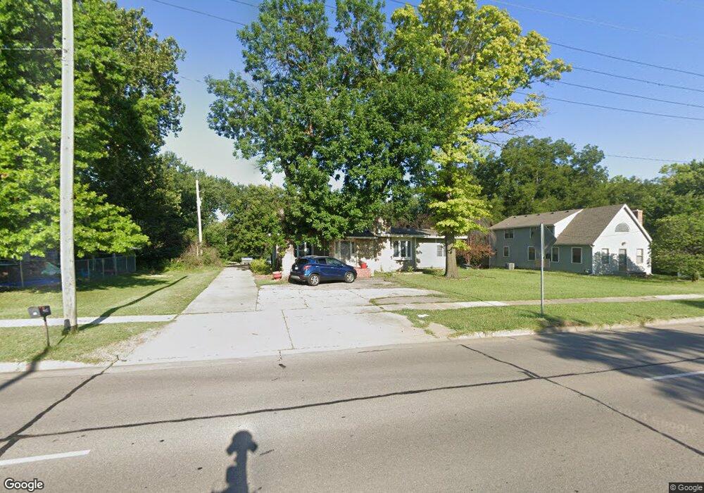 2229 SW Gage Blvd, Topeka, KS 66614 - photo 1