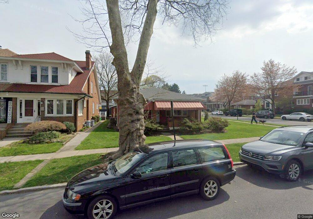 2348 W Allen St unit 2352, Allentown, PA 18104 - photo 1