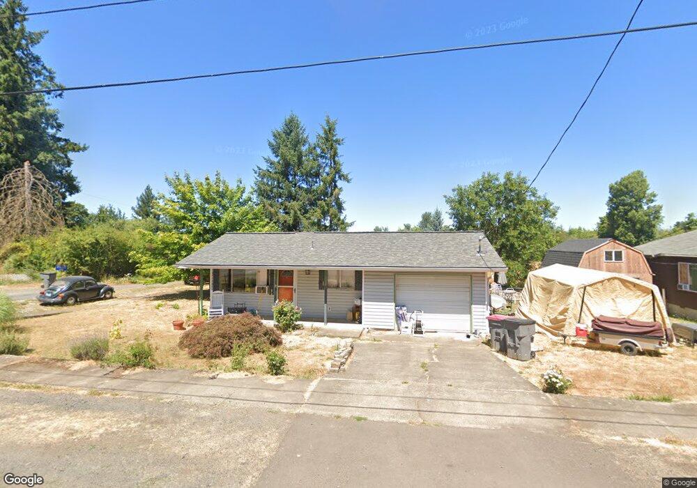 541 W Monroe St, Carlton, OR 97111 - photo 1