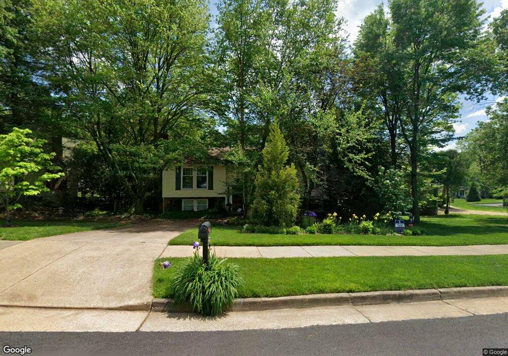 7513 Candytuft Ct, Springfield, VA 22153 - photo 1