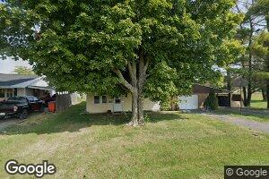 730 N Camfield St, Sullivan, IL 61951