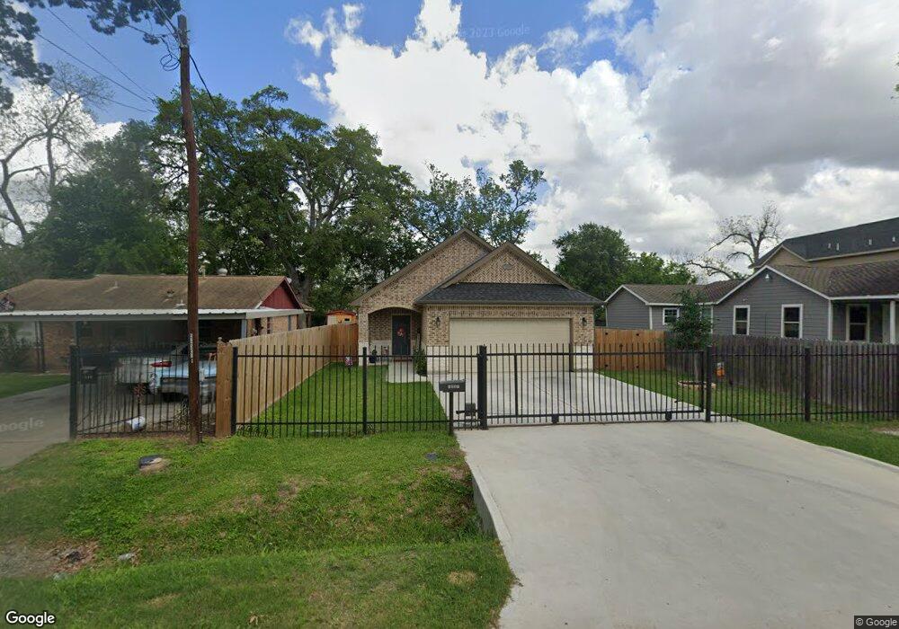 1237 Norham St, Houston, TX 77022 - photo 1