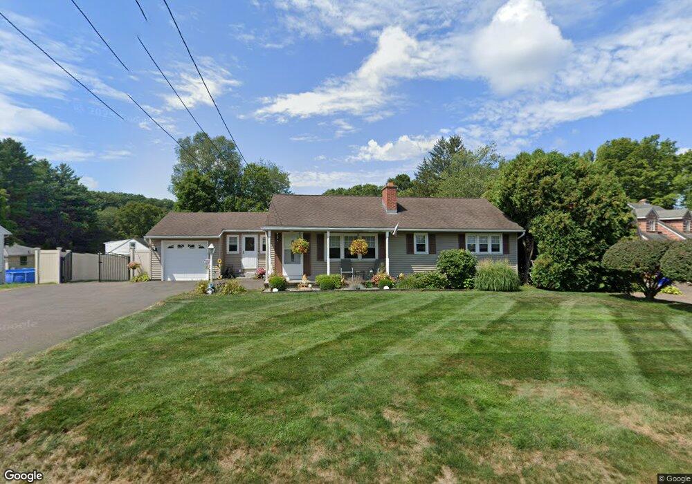 175 N Maple St, Enfield, CT 06082 - photo 1