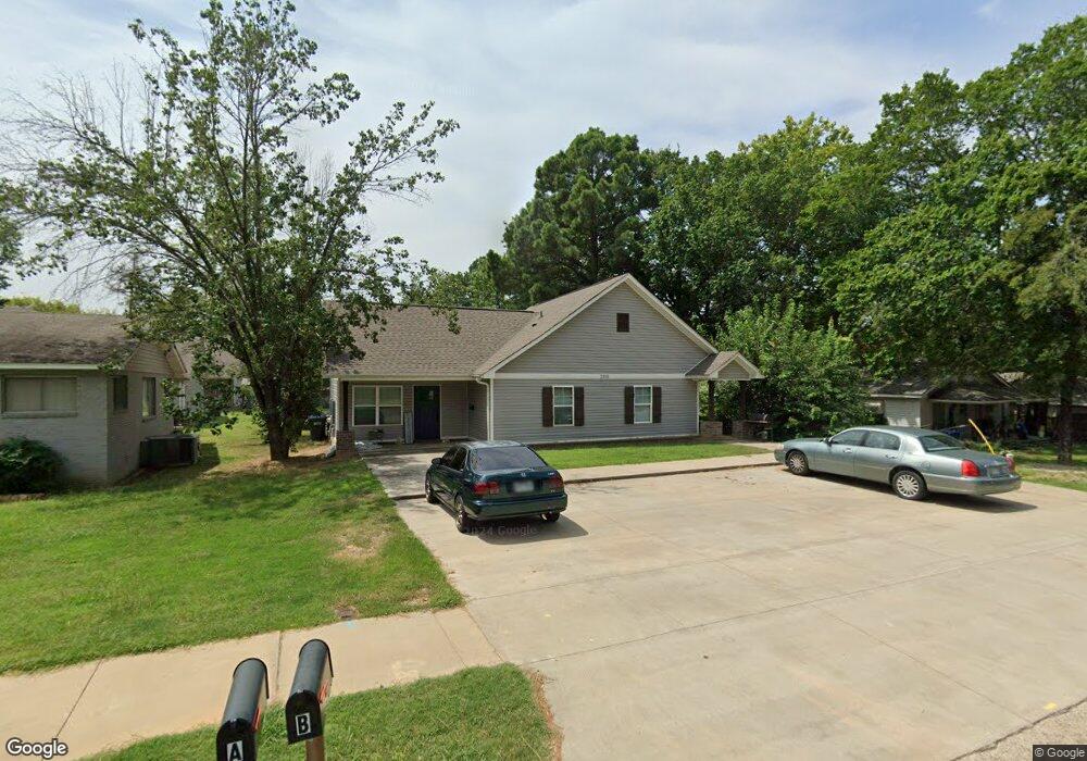 2315 Tyler St, Conway, AR 72034 - photo 1