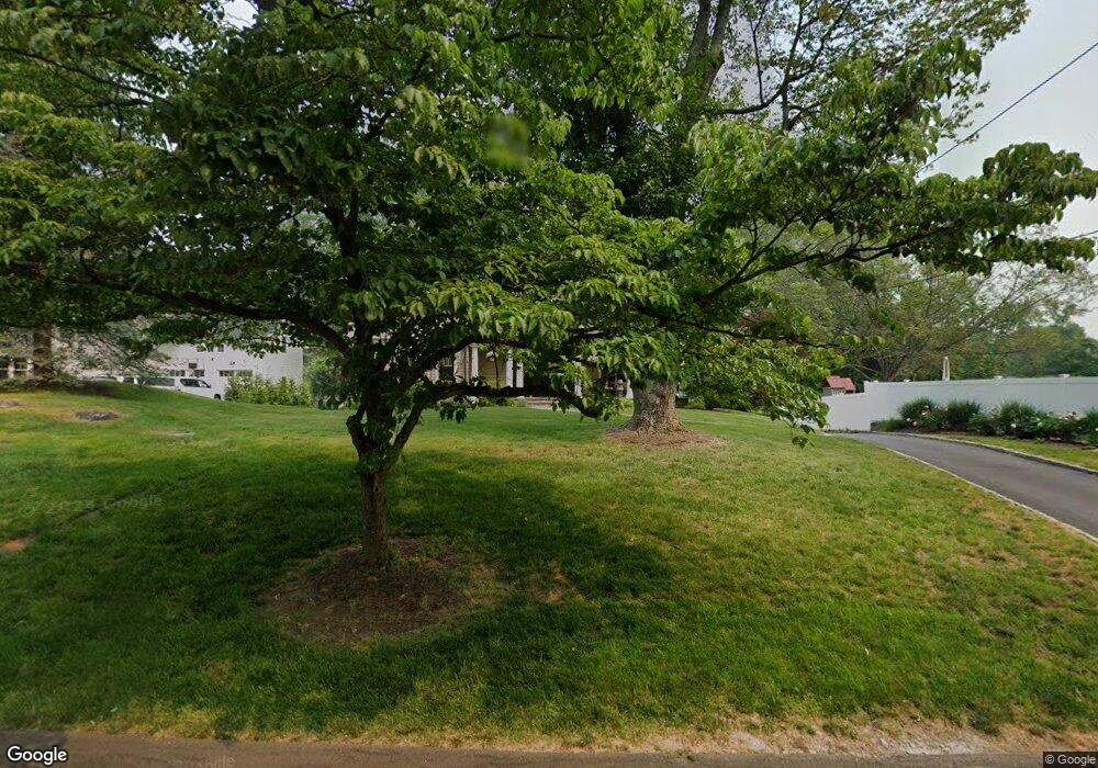 48 Thornhill Rd, Fairfield, CT 06824 - photo 1