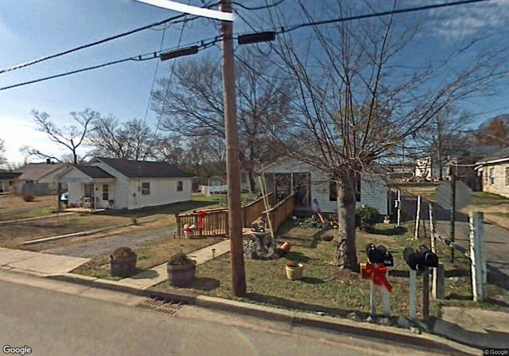 203 W Highland Ave, Shelbyville, TN 37160 - photo 1