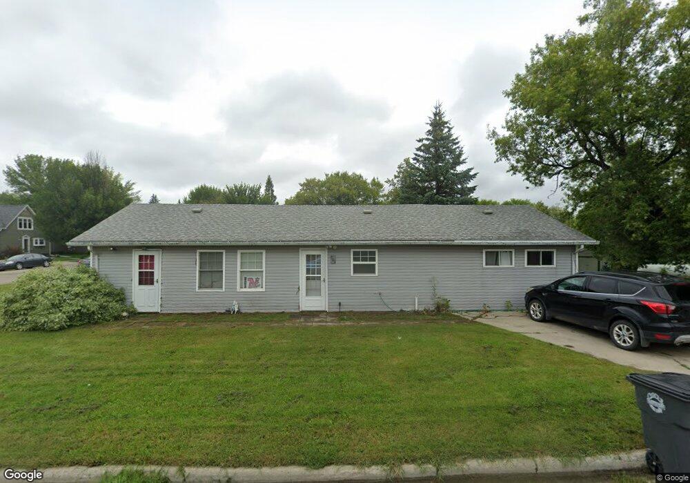 301 11th St, Cando, ND 58324 - photo 1