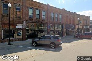 322 9th St, Sheldon, IA 51201