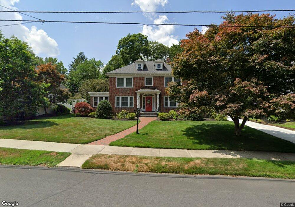 32 Raymond St, Nashua, NH 03064 - photo 1