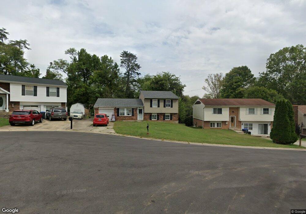 9019 John Paul Ct, Louisville, KY 40229 - photo 1