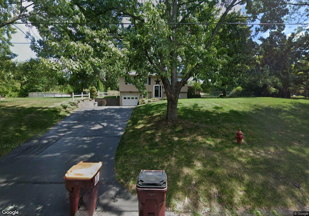 1370 Augusta Dr, Castleton On Hudson, NY 12033 - photo 1