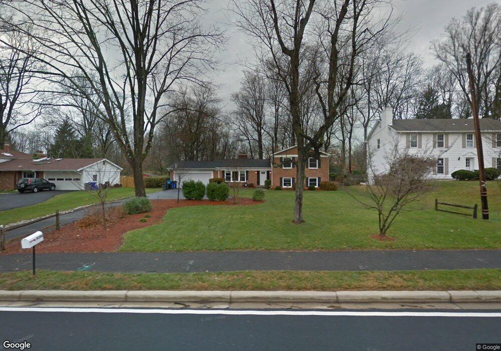 9104 Seven Locks Rd, Bethesda, MD 20817 - photo 1