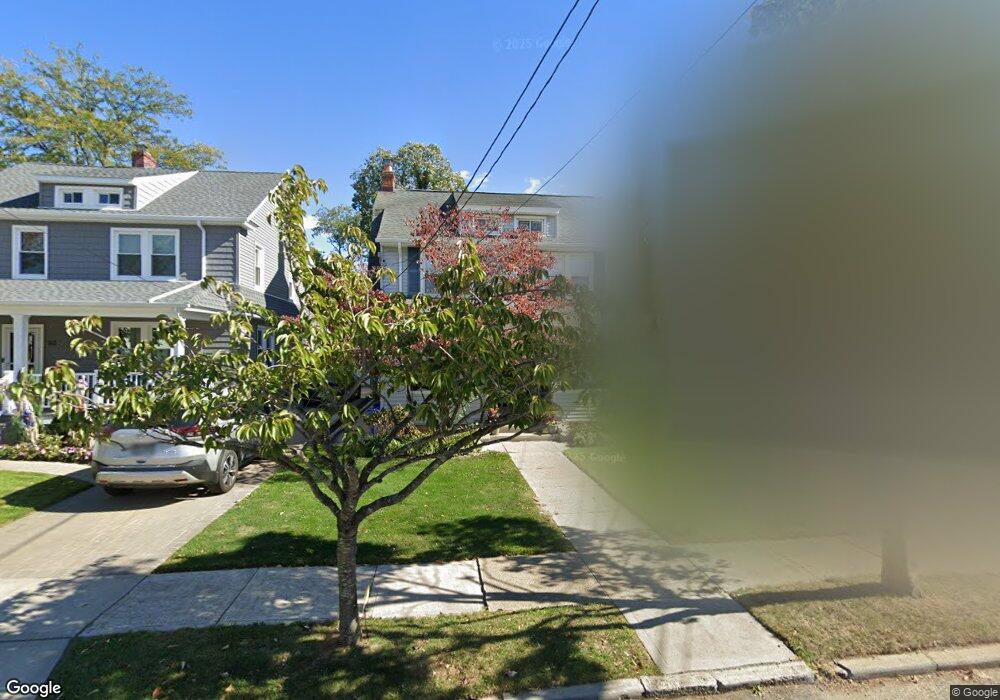 56 Blossom Heath Ave, Lynbrook, NY 11563 - photo 1