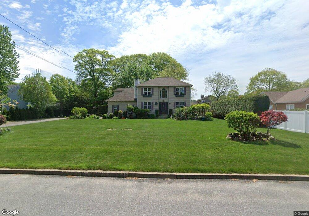 7 Derbyshire Dr, Cranston, RI 02921 - photo 1