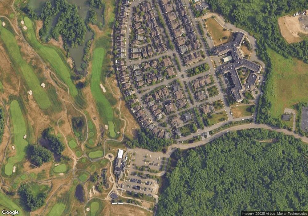 26 W Overlook, Port Washington, NY 11050 - photo 1