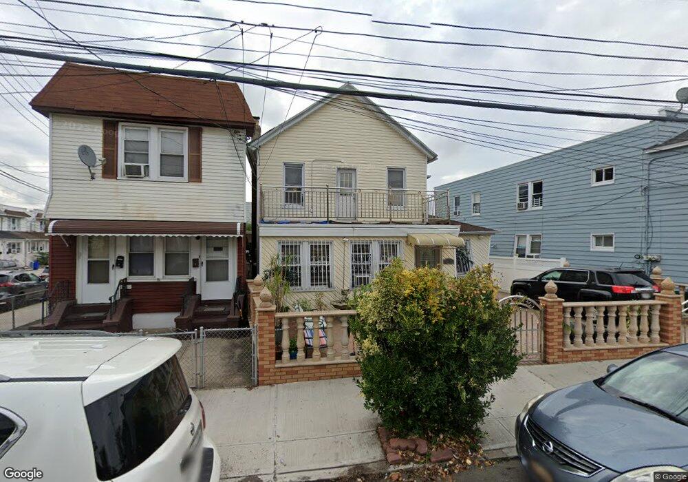 10939 Centreville St, Ozone Park, NY 11417 - photo 1