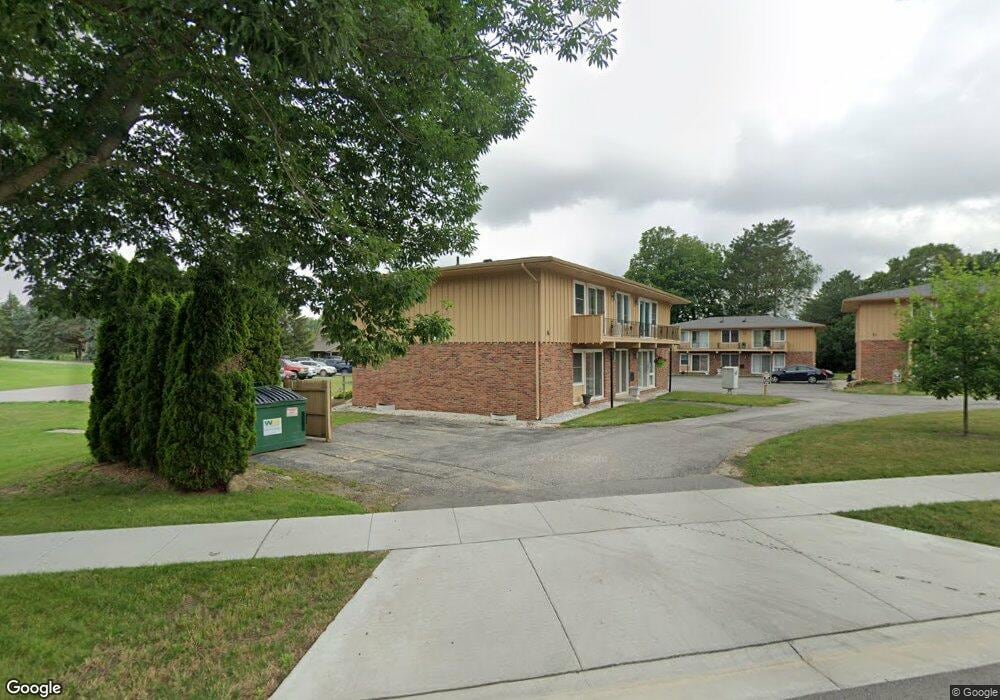 940 Flint St, Frankenmuth, MI 48734 - photo 1