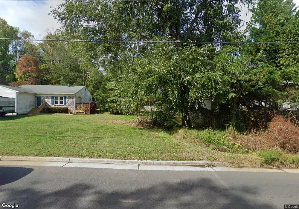 18242 Old Triangle Rd, Triangle, VA 22172 - photo 1