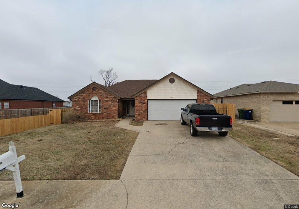 2313 W Willow St, Rogers, AR 72758 - photo 1