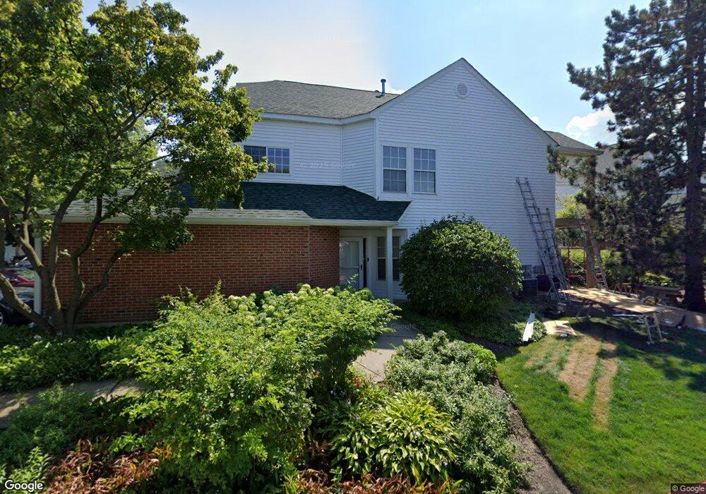 147 Pembroke Cir unit 6B, Lake Bluff, IL 60044 - photo 1