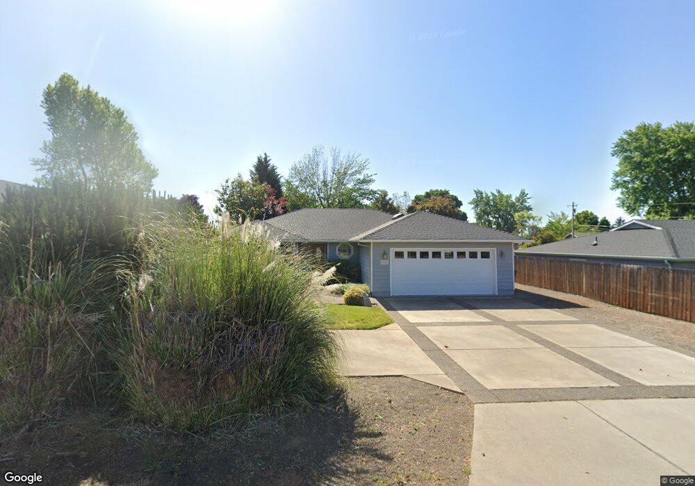 1057 Brookdale Ave, Medford, OR 97504 - photo 1