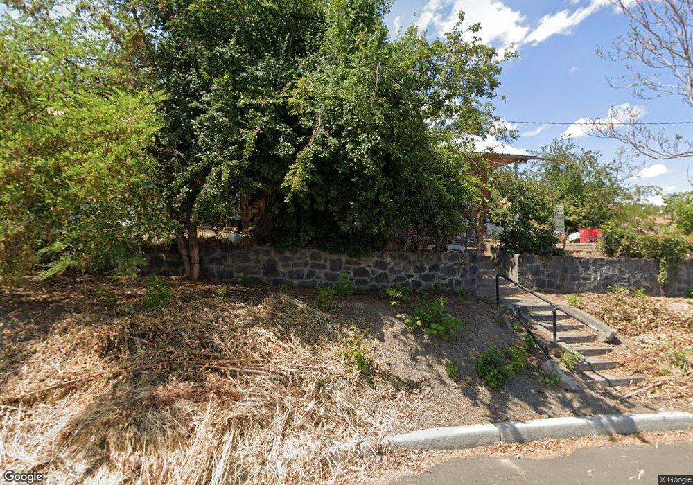 135 N Gale St, Heppner, OR 97836 - photo 1