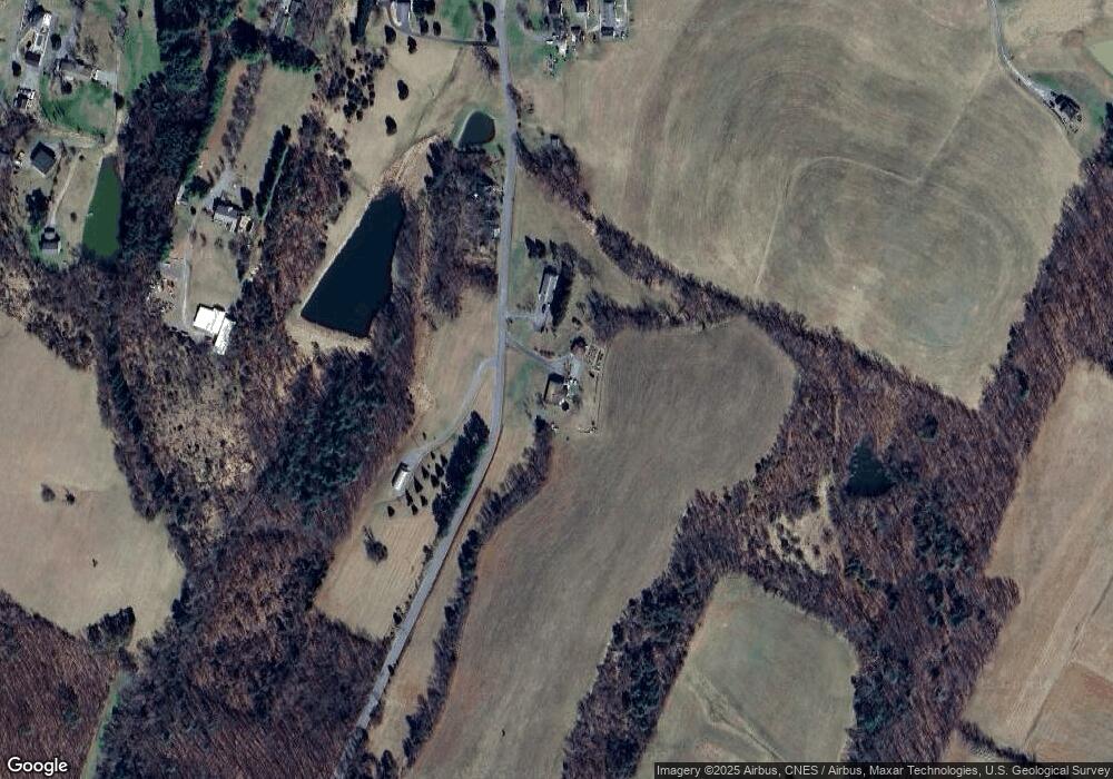 183 Peter Yost Rd, Berkeley Springs, WV 25411 - photo 1