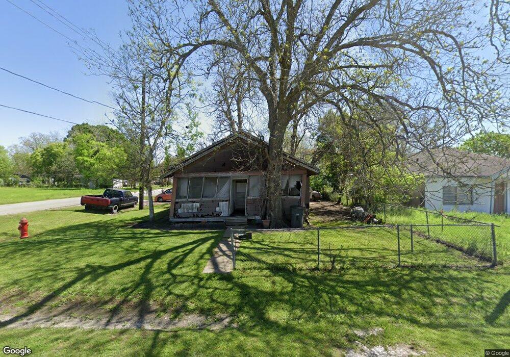 1801 Avenue C, Bay City, TX 77414 - photo 1